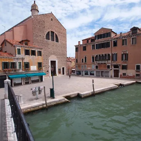 Rialto Deluxe Apartment Venice